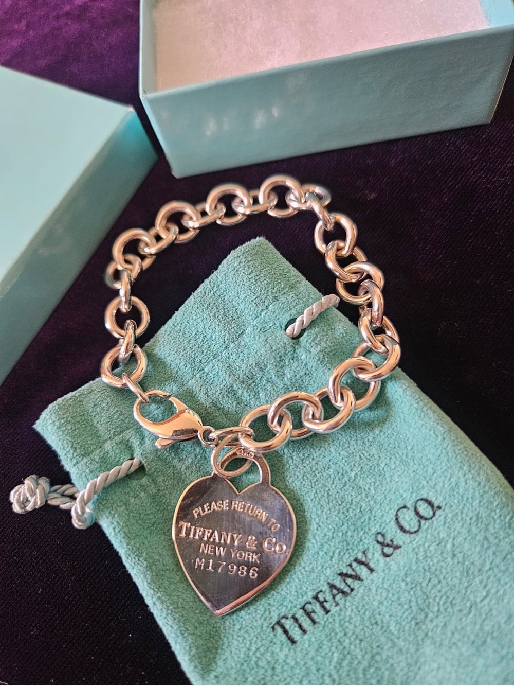 Tiffany & Co. Sterling Silver Heart Tag Link Bracelet with Blue Pouch - Picture 5 of 9